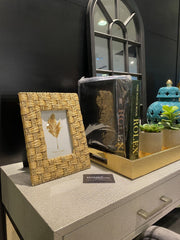 4'X6' Seagrass Photo Frame