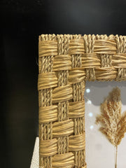 4'X6' Seagrass Photo Frame