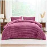 Plush Faux Fur Chunky Ribbed Faux Fur Winter Berry Bedding Duvet Set