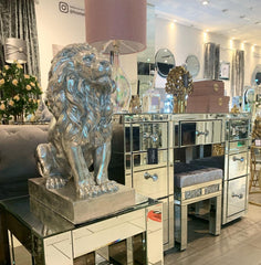Silver Art Lion Sitting Pillar Statue