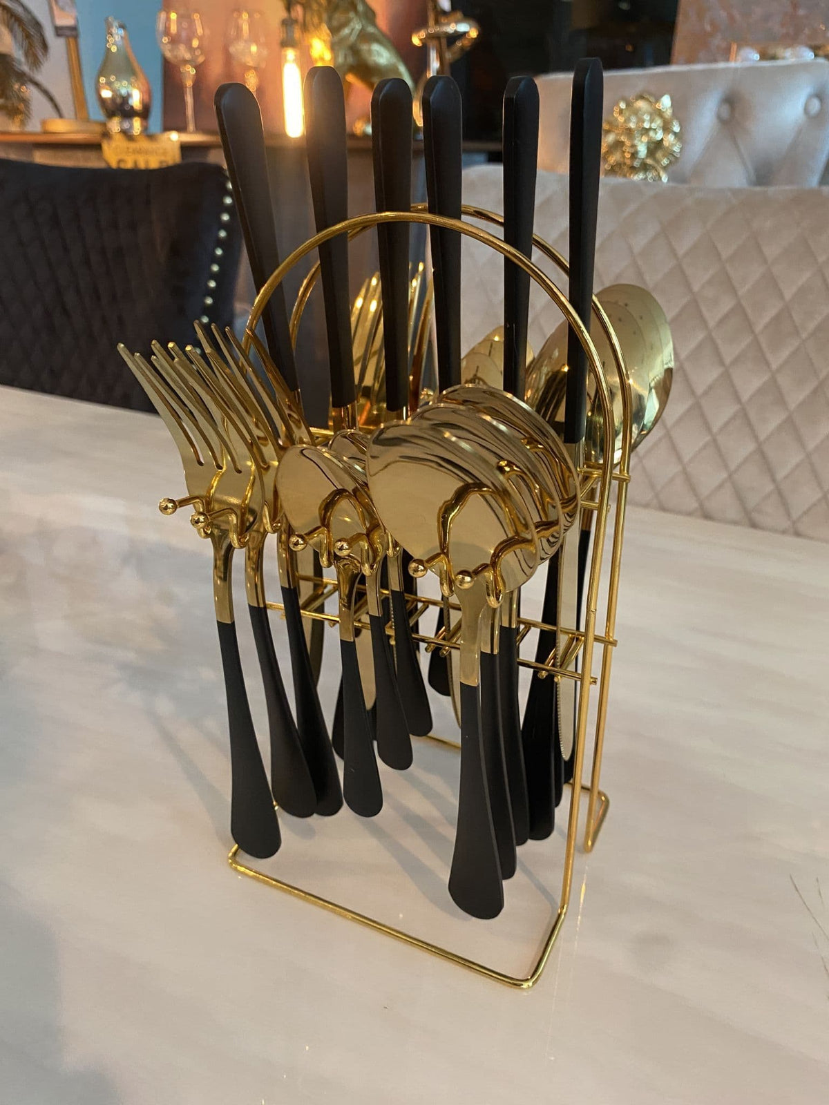 [EKM-AUTOGENERATED]24 Piece Gold & Black Cutlery Set With Stand