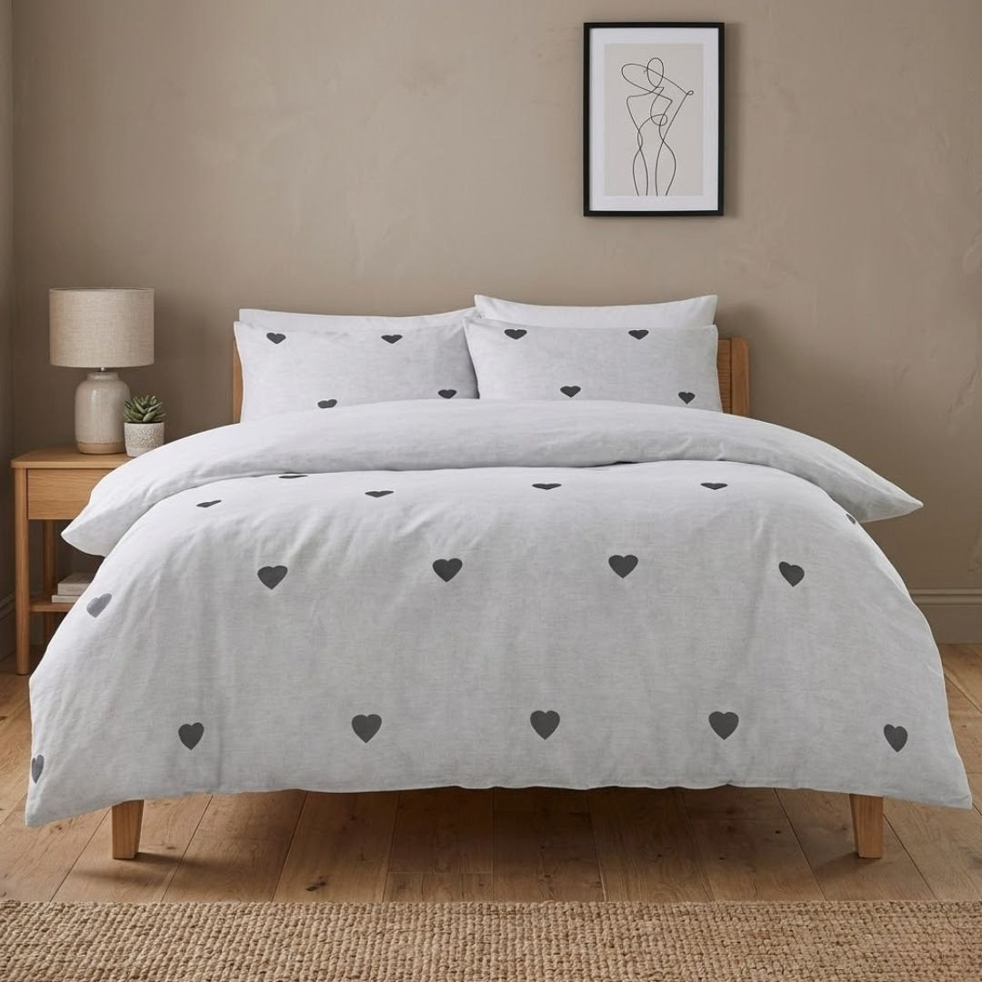 Gaveno Cavailia Hearts White Double Duvet Cover Set - Charcoal