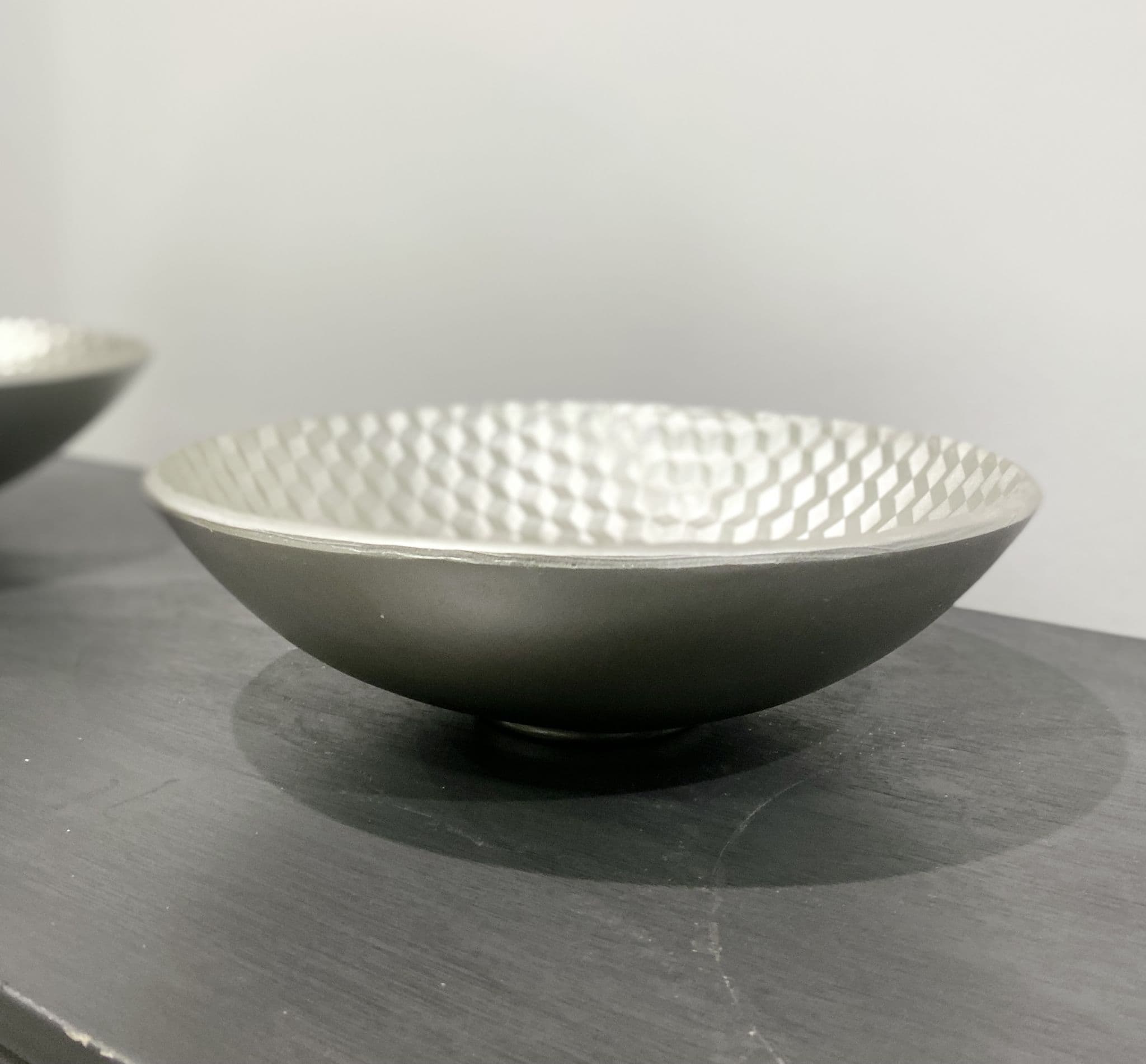 [EKM-AUTOGENERATED]27Cm Geo Embossed Cube Décor Bowl