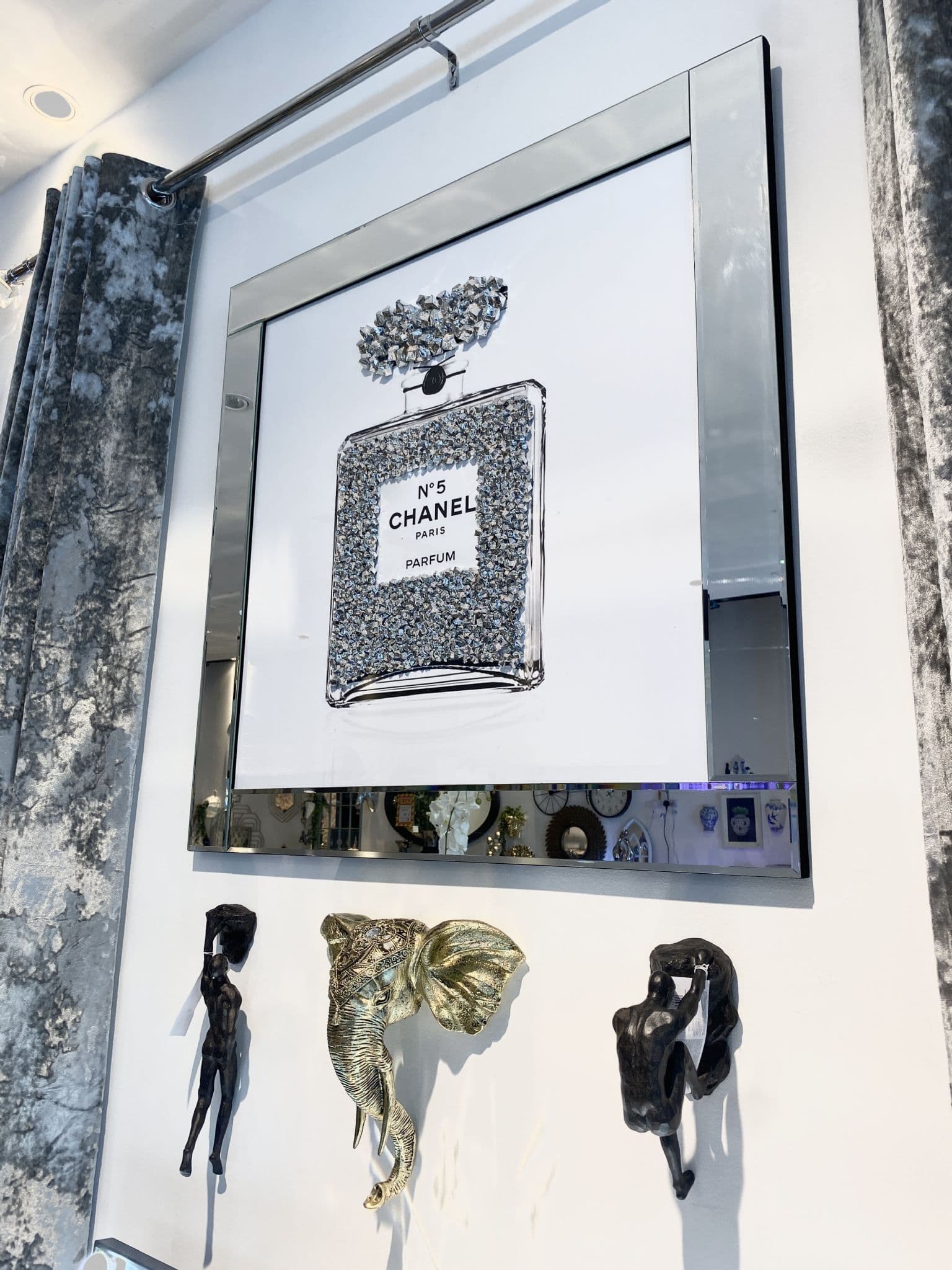 [EKM-AUTOGENERATED]Chanel Diamond Perfume Bottle Wall Art Mirror Frame