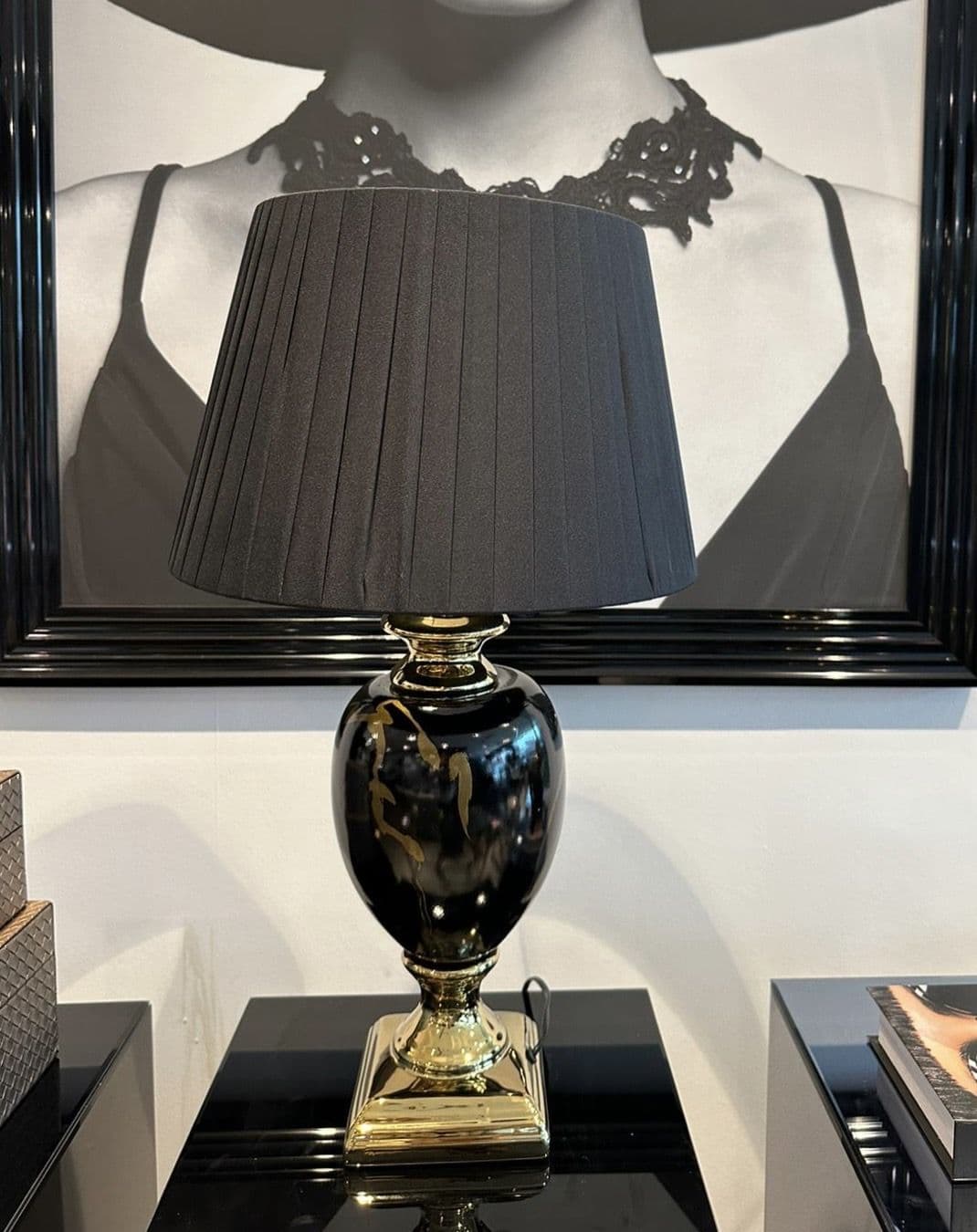 [EKM-AUTOGENERATED]Gold Marble Effect Table Lamp With Black Round Shade Medium