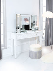 Lace Round Velvet Stool in Ivory