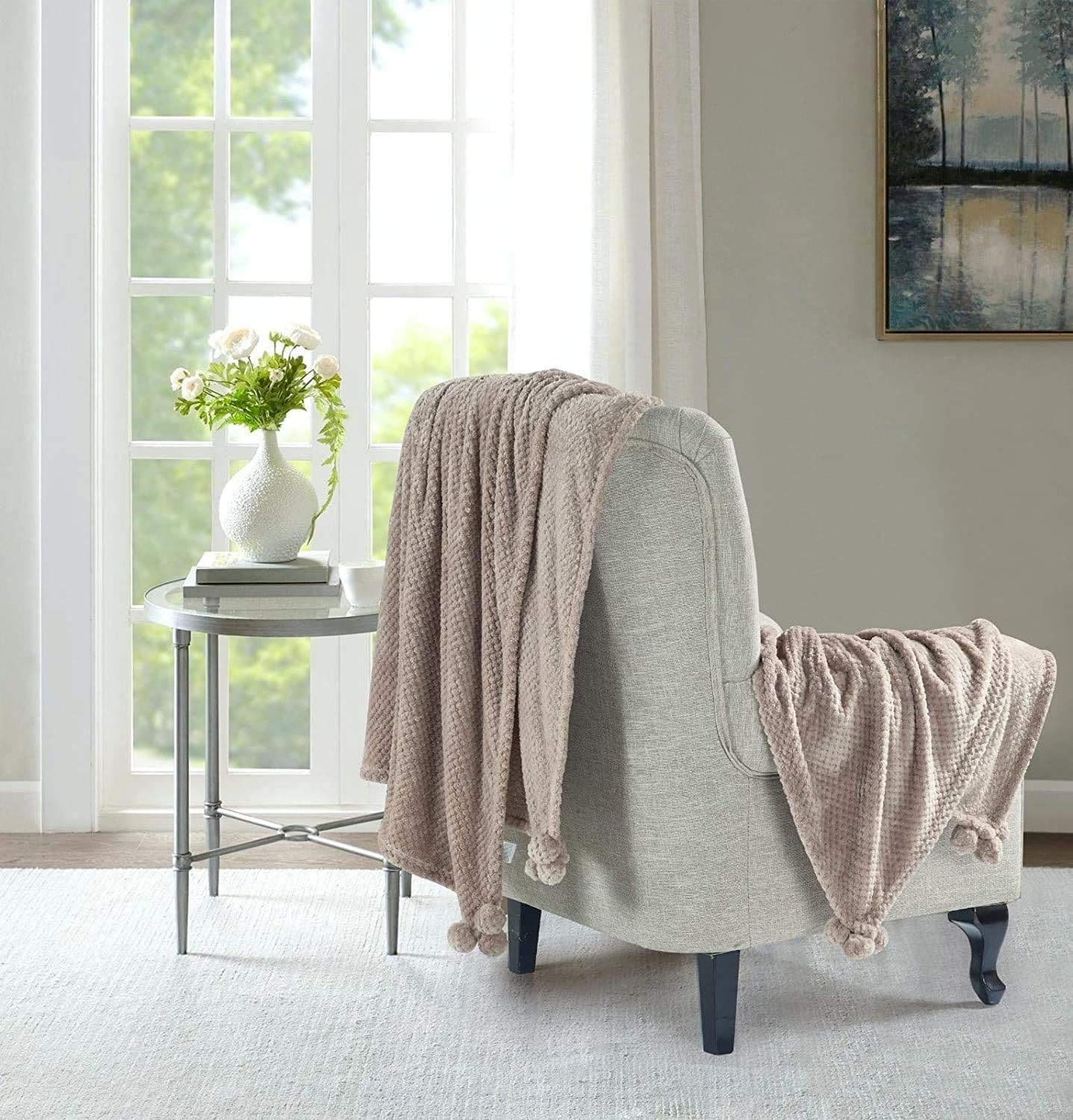 [EKM-AUTOGENERATED]Popcorn Pom Pom Soft Throw 200cm x 240cm Mink