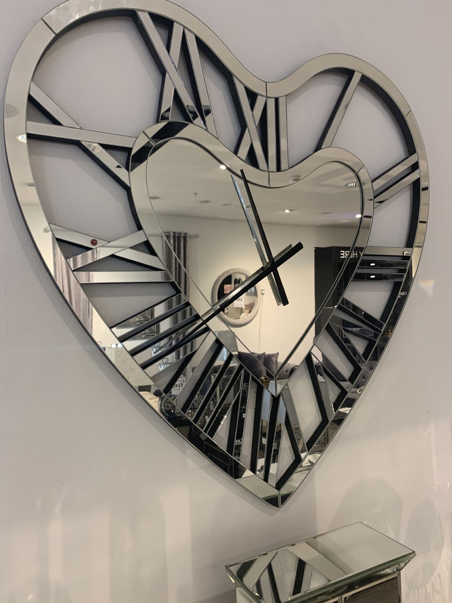 [EKM-AUTOGENERATED]Roman Style Heart Shape Mirror Clock 77cm