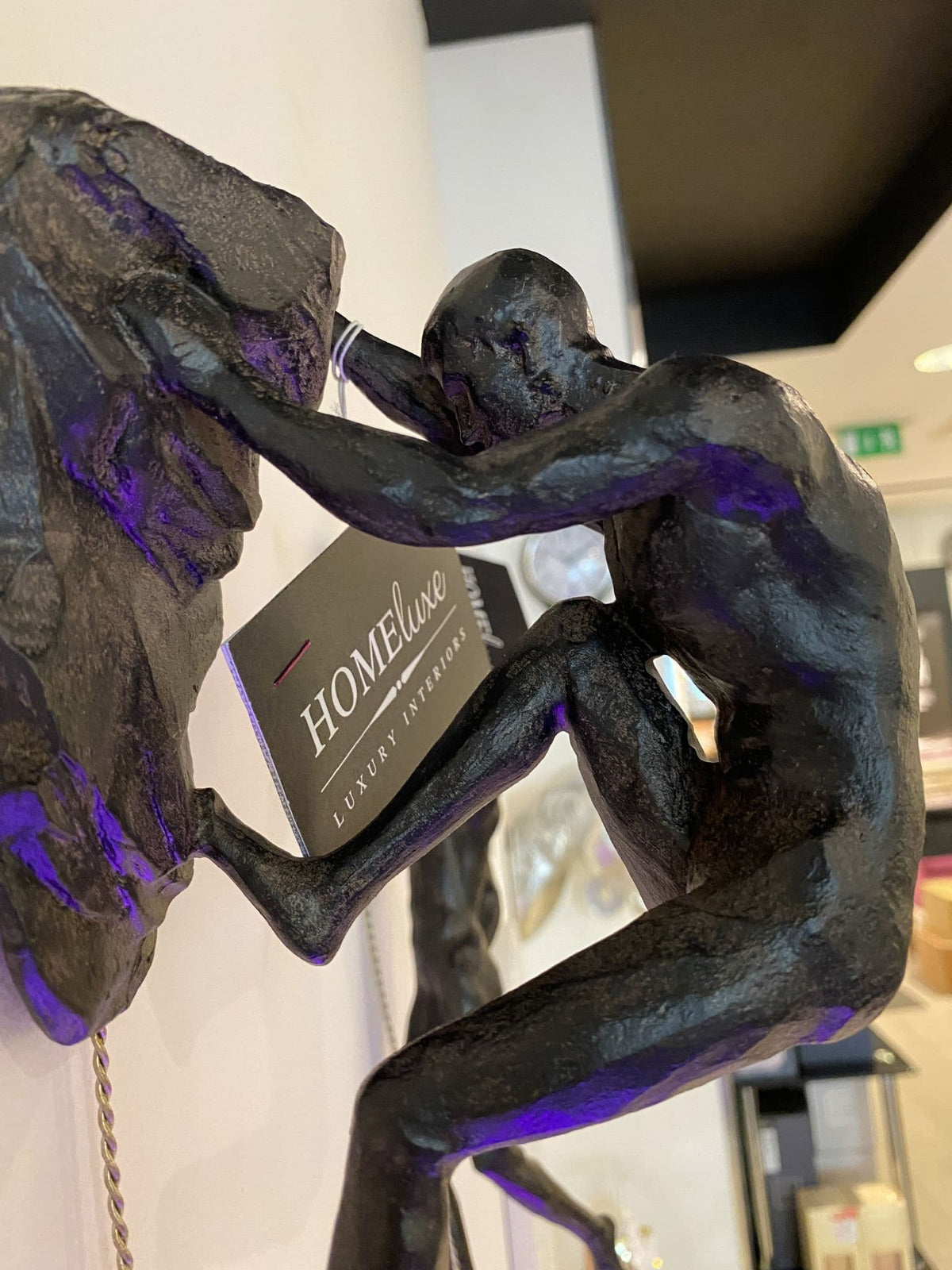 [EKM-AUTOGENERATED]Set Of 2 Antique Brown Climbing Man Décor