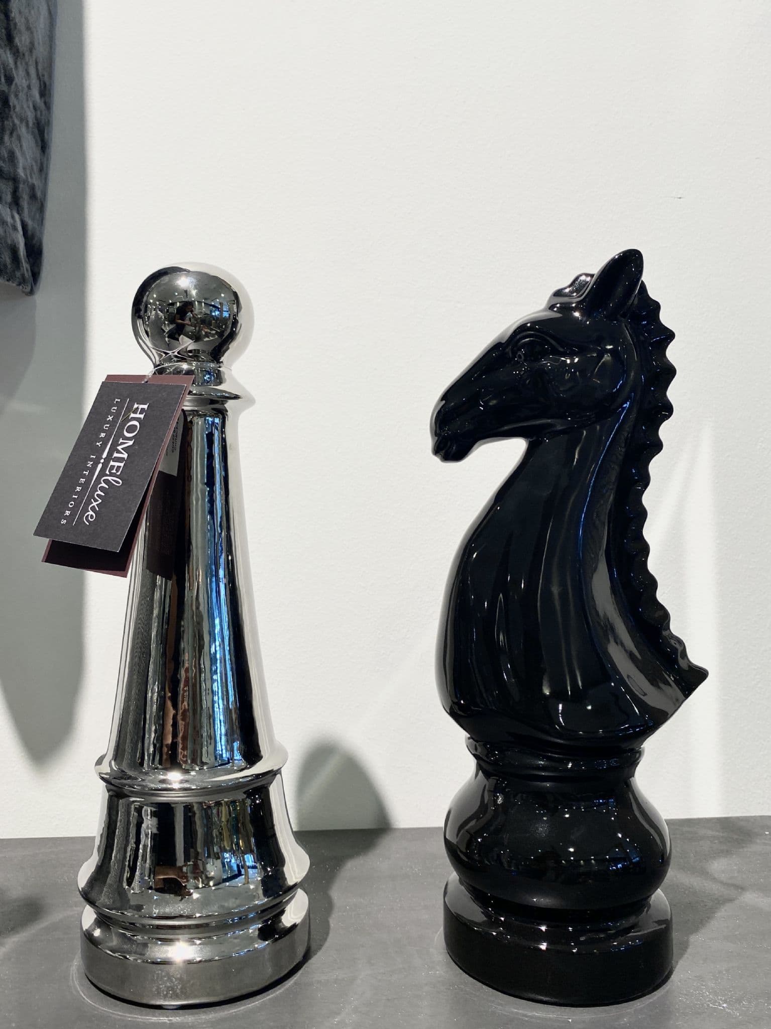 [EKM-AUTOGENERATED]Set Of 2 Large Chess Pieces In Silver & Black Ceramic