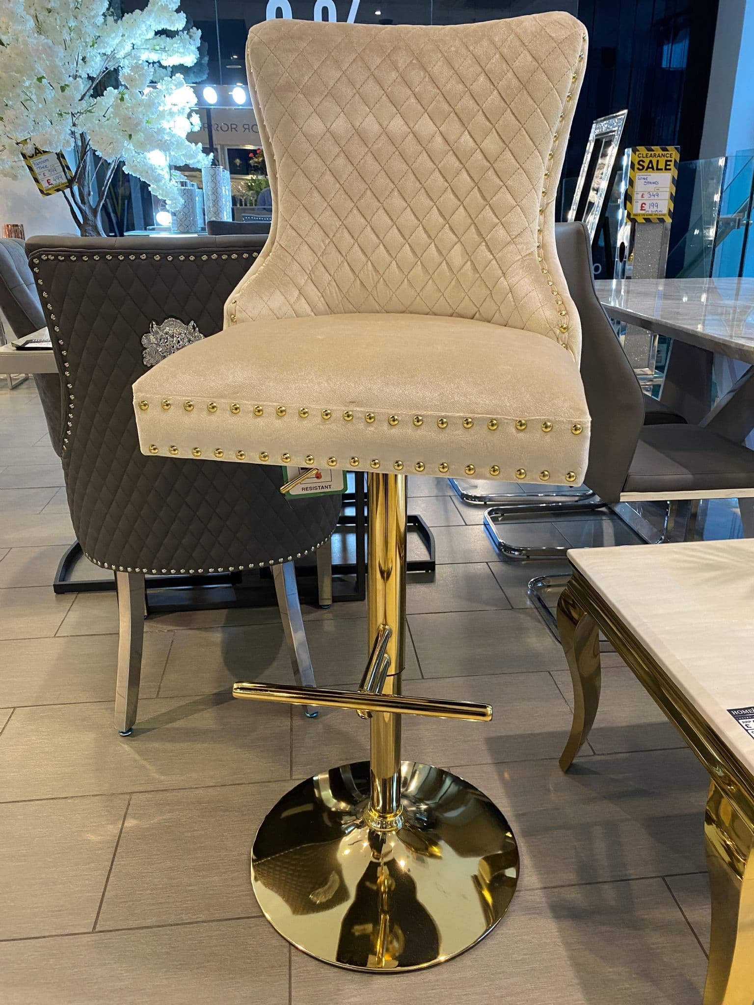 [EKM-AUTOGENERATED]Victoria Cream Velvet Barstool With Gold Ring Knocker